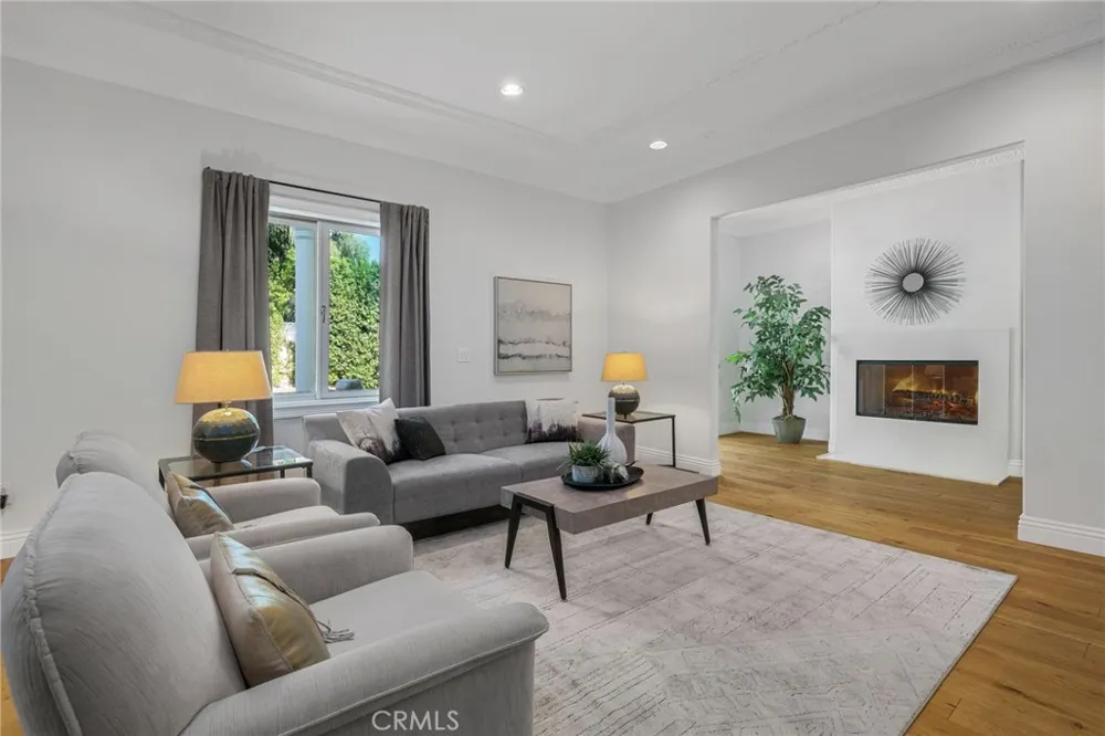 16459 Otsego Street Encino, CA 91436