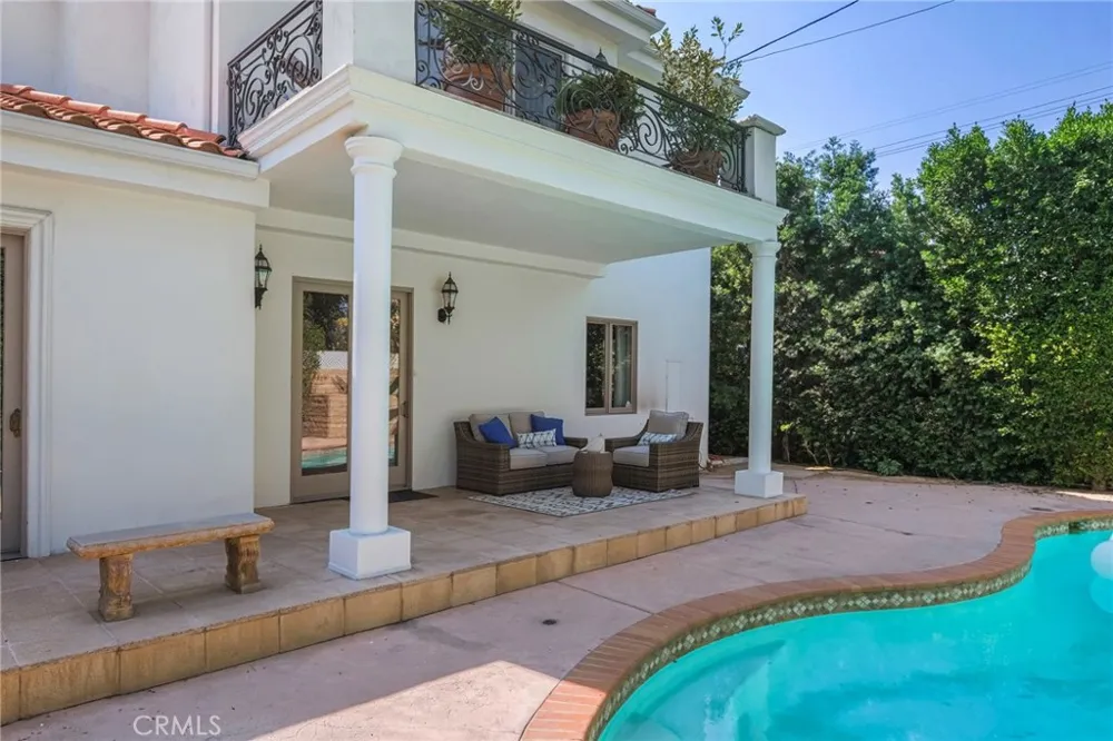 16459 Otsego Street Encino, CA 91436