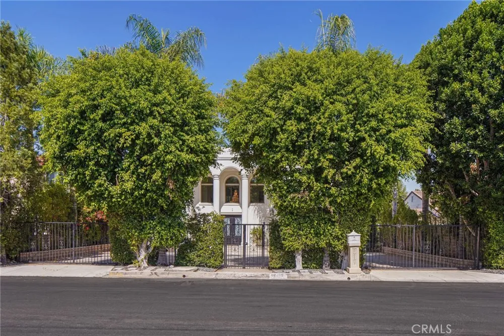16459 Otsego Street Encino, CA 91436