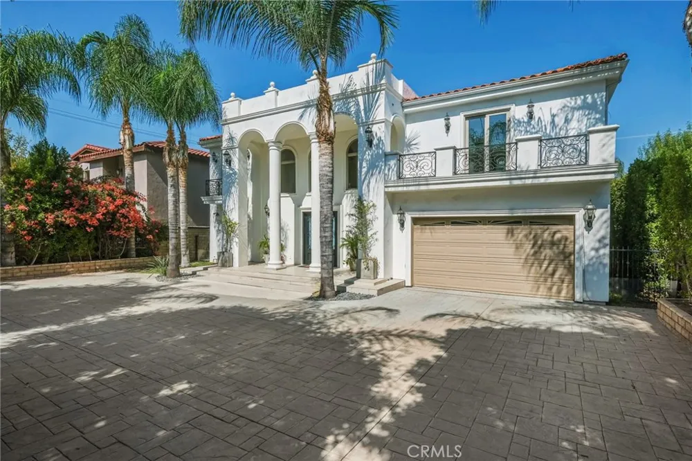 16459 Otsego Street Encino, CA 91436