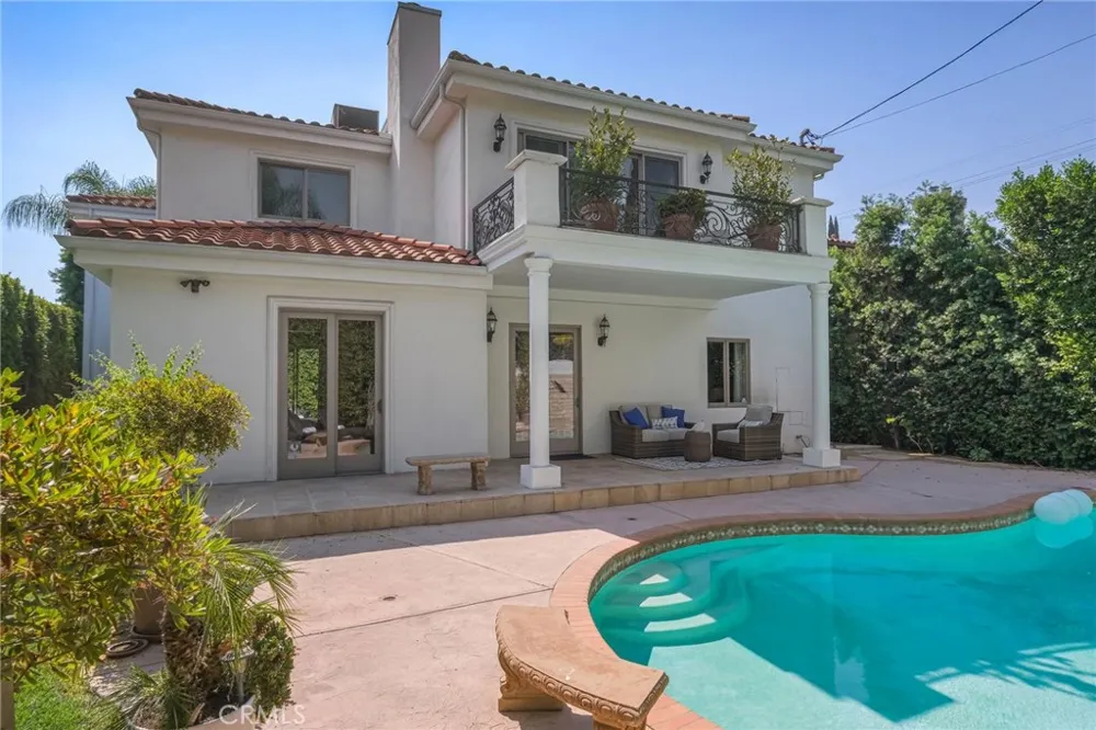 16459 Otsego Street Encino, CA 91436