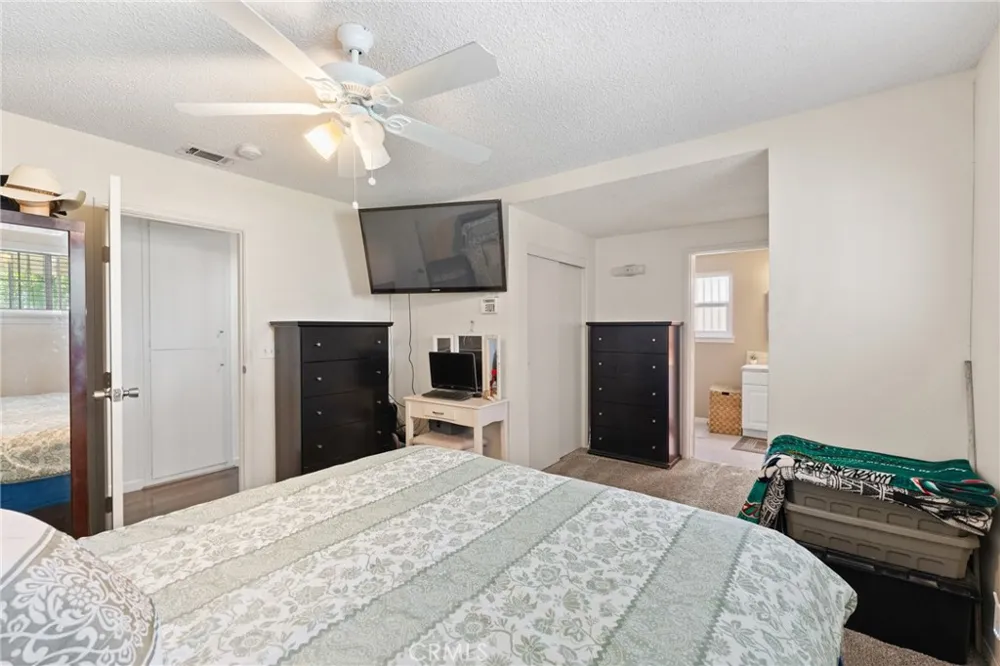 6070 Blythe Avenue Highland, CA 92346