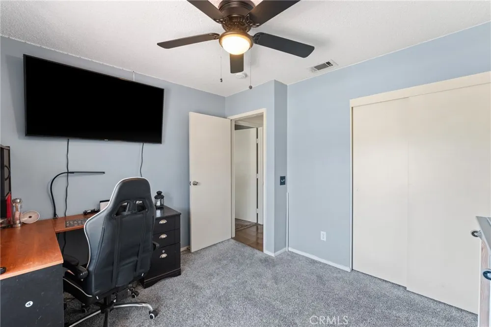 6070 Blythe Avenue Highland, CA 92346