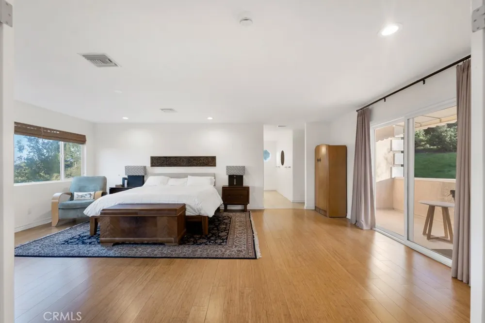 23691 Aster Trail Calabasas, CA 91302