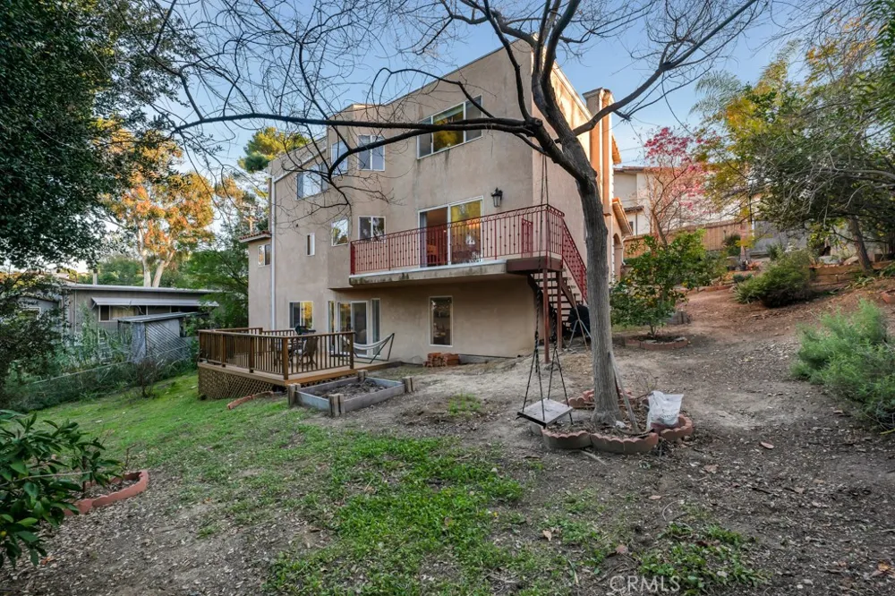 23691 Aster Trail Calabasas, CA 91302