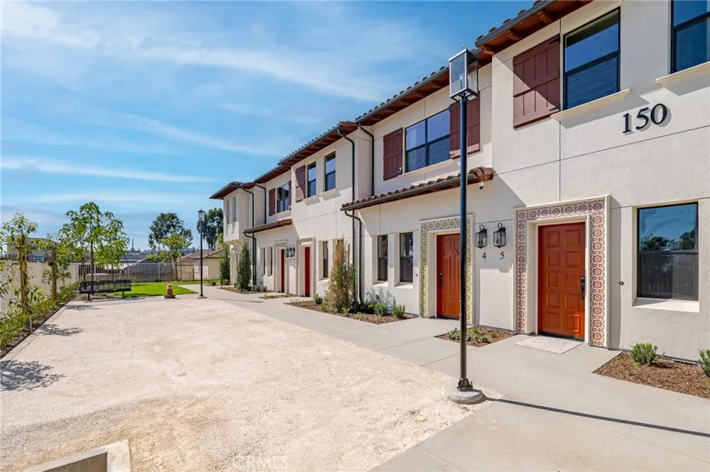 180 New Ave #4 Monterey Park, CA 91755