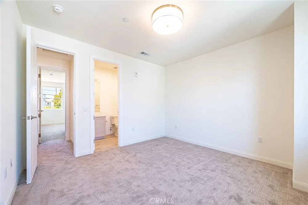 180 New Ave #4 Monterey Park, CA 91755