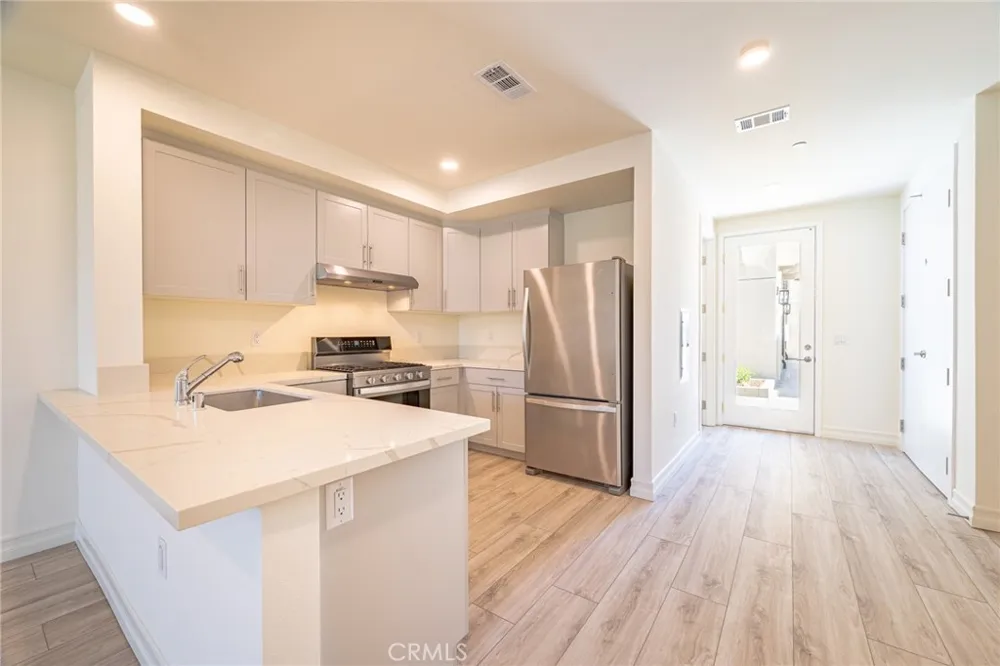 180 New Ave #4 Monterey Park, CA 91755