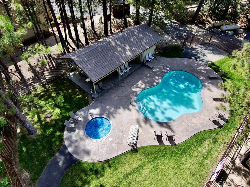 40501 Road 222 #103 Bass Lake, CA 93604