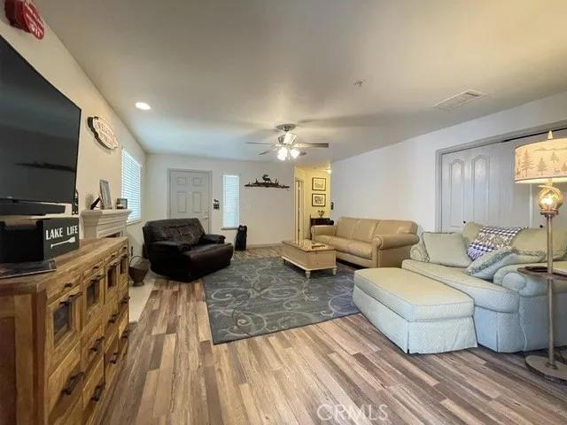 40501 Road 222 #103 Bass Lake, CA 93604