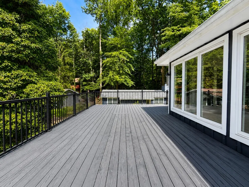 15300 Red Arrow Highway #3 Lakeside, MI 49116