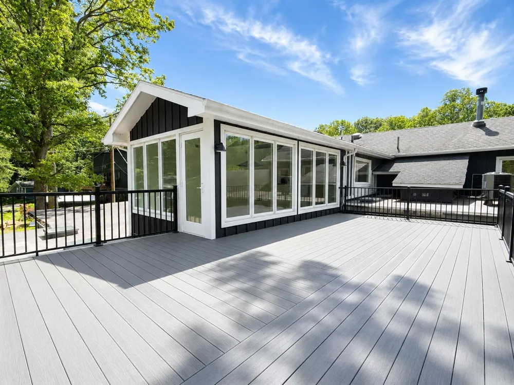 15300 Red Arrow Highway #3 Lakeside, MI 49116