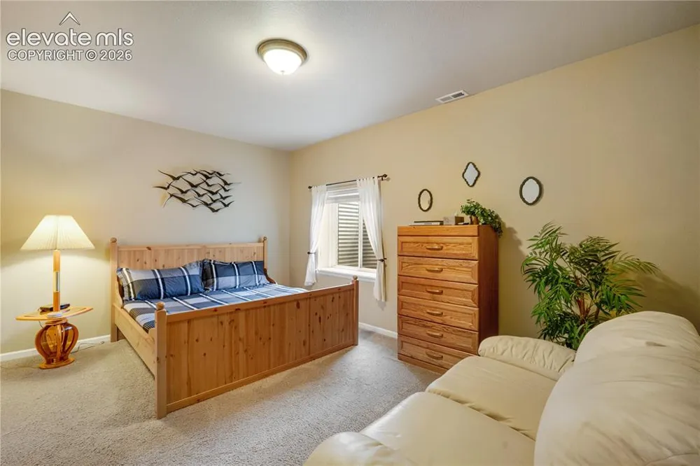 777 E Woodleaf Drive Pueblo, CO 81007