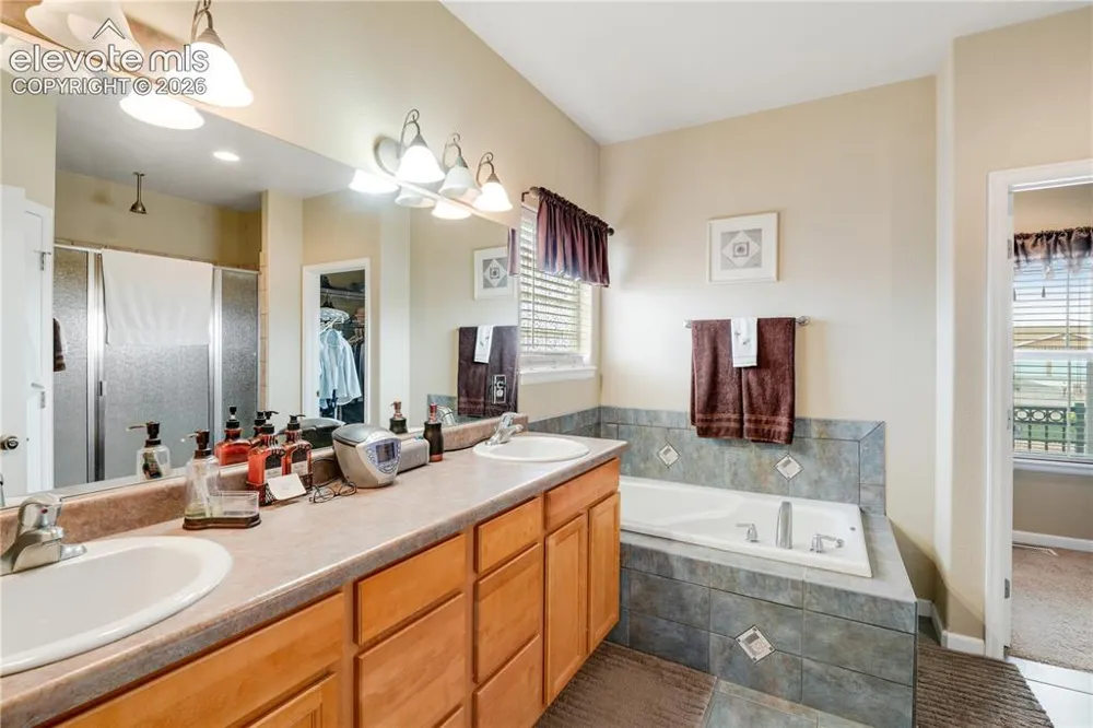 777 E Woodleaf Drive Pueblo, CO 81007