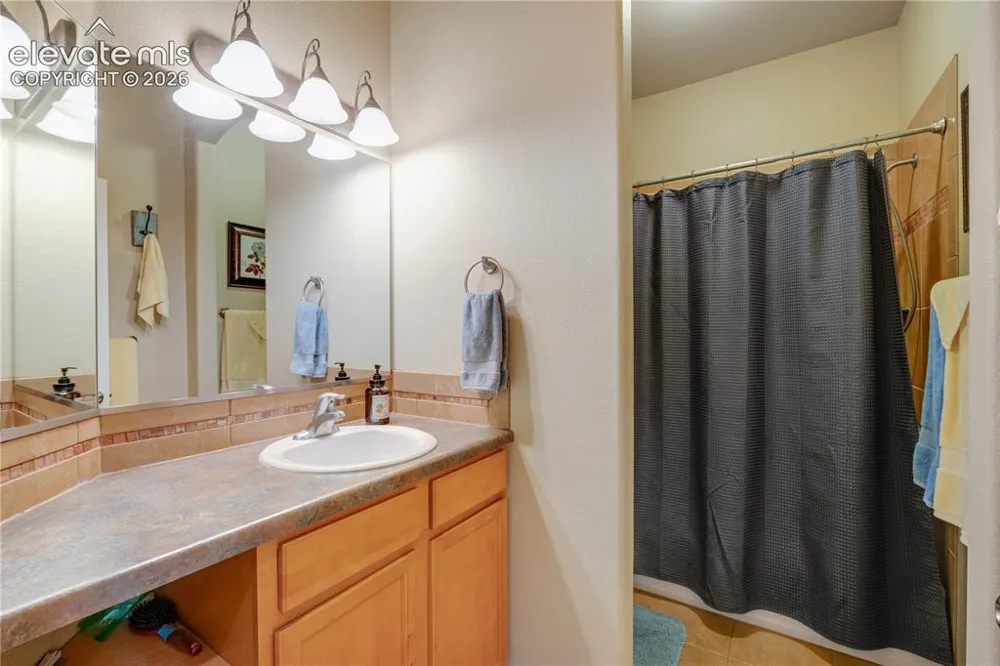 777 E Woodleaf Drive Pueblo, CO 81007