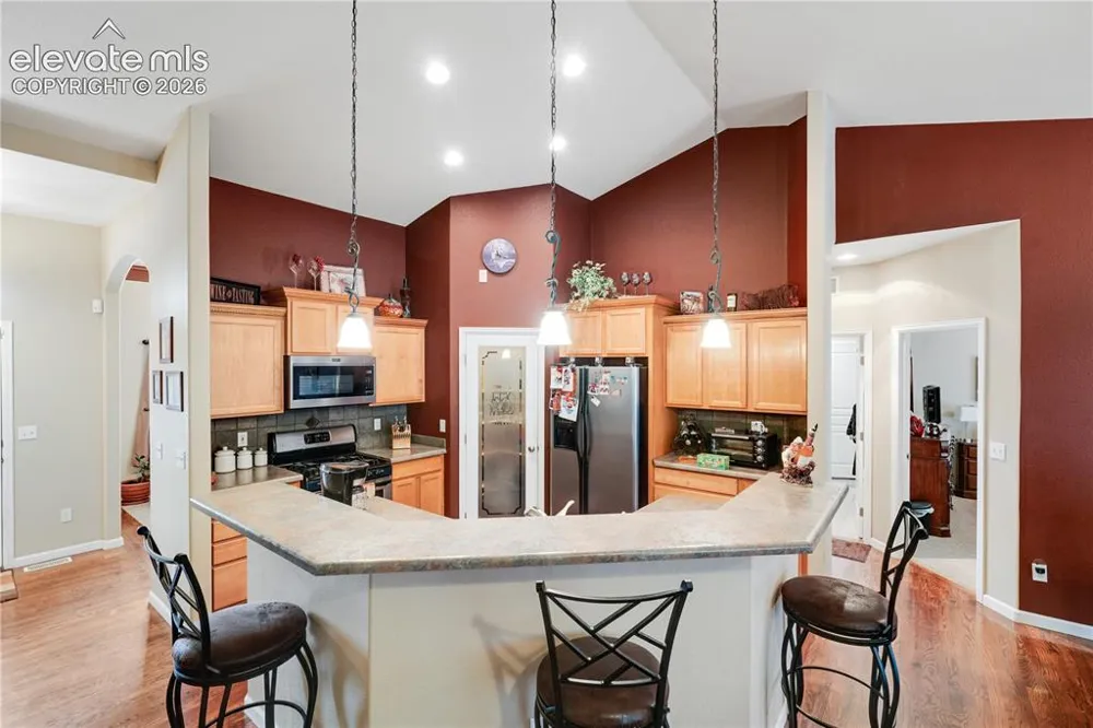 777 E Woodleaf Drive Pueblo, CO 81007