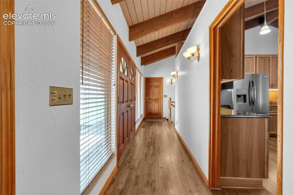8057 Bannock Drive Larkspur, CO 80118