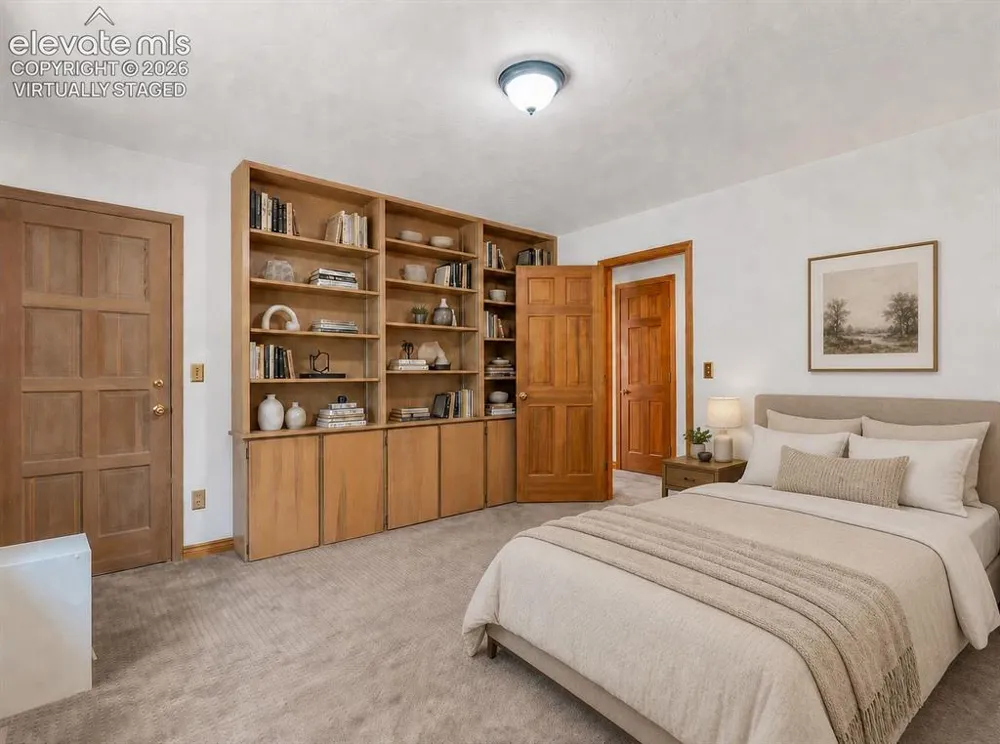 8057 Bannock Drive Larkspur, CO 80118