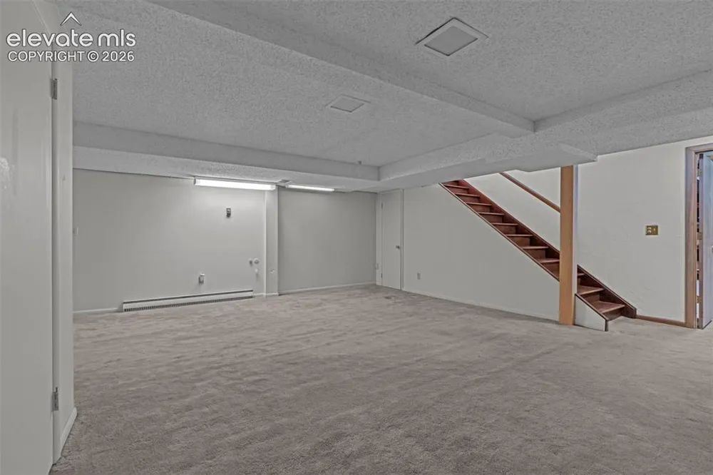 8057 Bannock Drive Larkspur, CO 80118