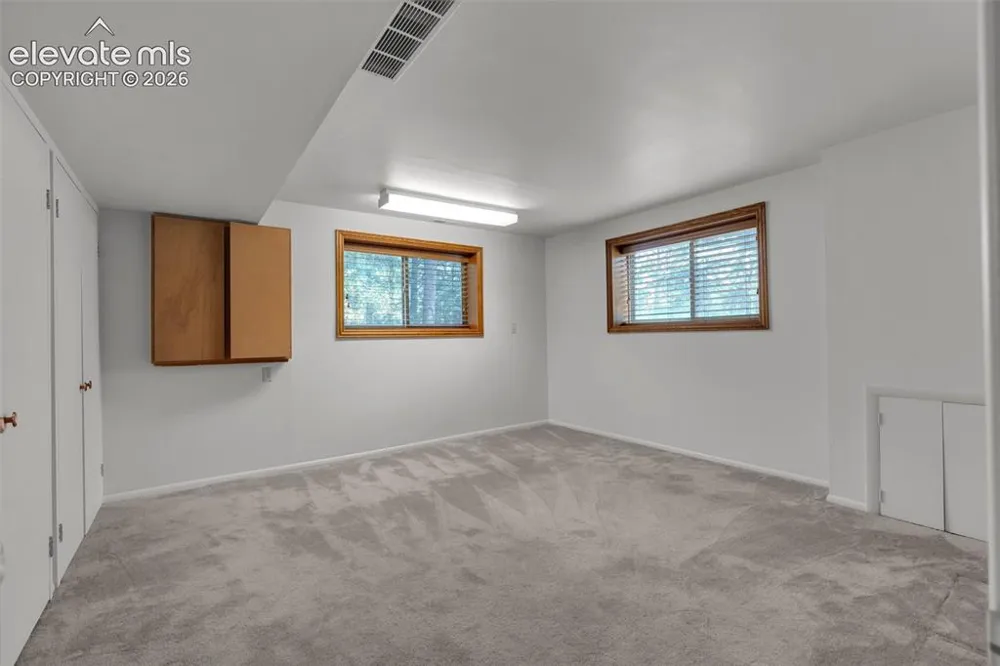 8057 Bannock Drive Larkspur, CO 80118