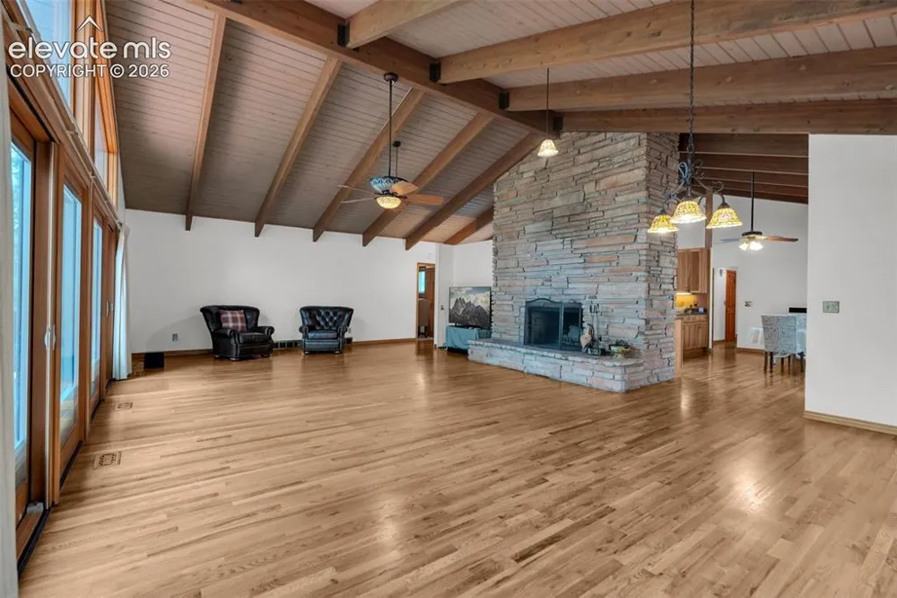 8057 Bannock Drive Larkspur, CO 80118