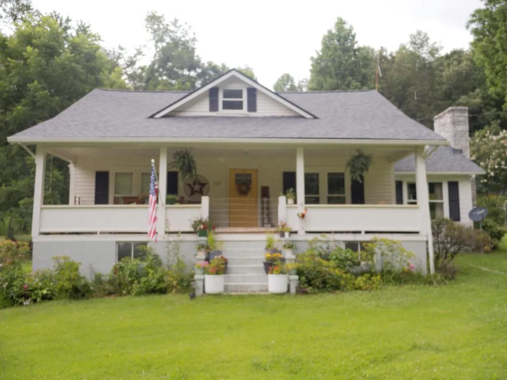 Long Branch Road Robbinsville, NC 28771