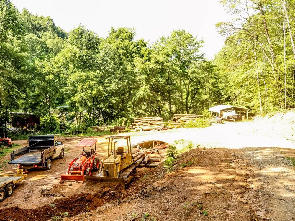 Long Branch Road Robbinsville, NC 28771