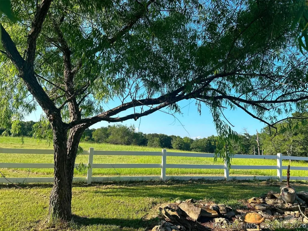 9735 E Sandy Creek Road Coleman, OK 73432
