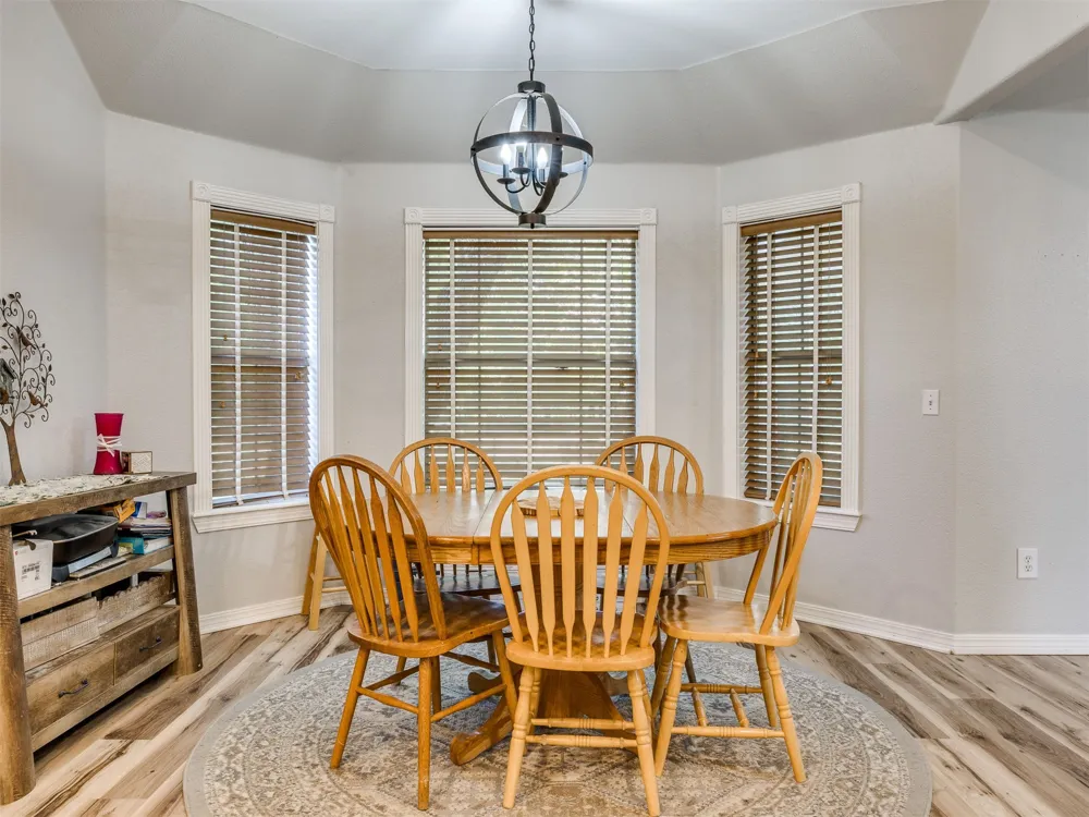 9735 E Sandy Creek Road Coleman, OK 73432