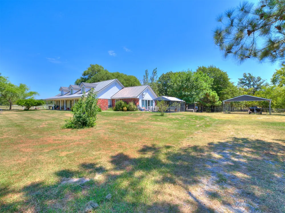 9735 E Sandy Creek Road Coleman, OK 73432