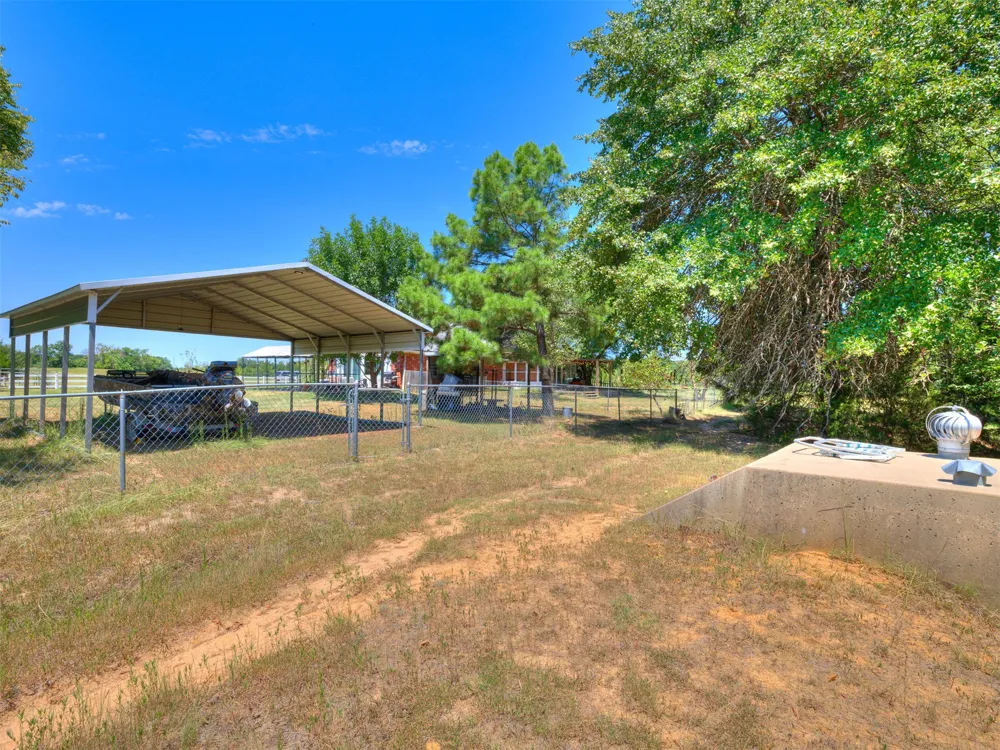 9735 E Sandy Creek Road Coleman, OK 73432