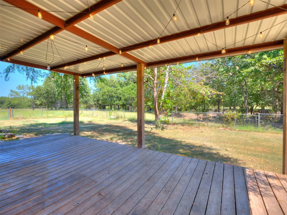 9735 E Sandy Creek Road Coleman, OK 73432