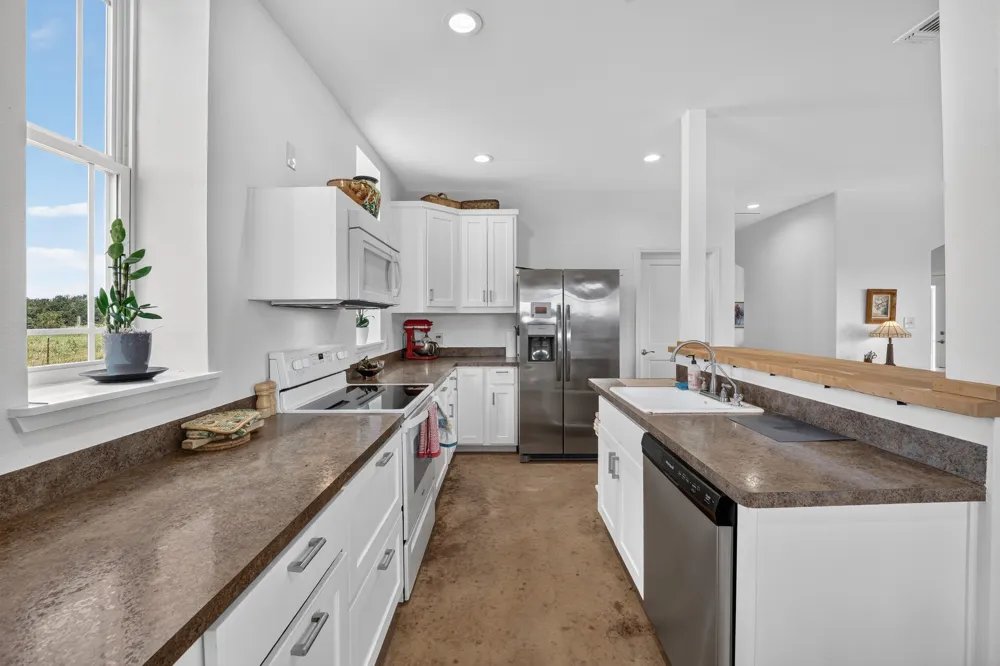 3800 County Road 481 Thrall, TX 76578
