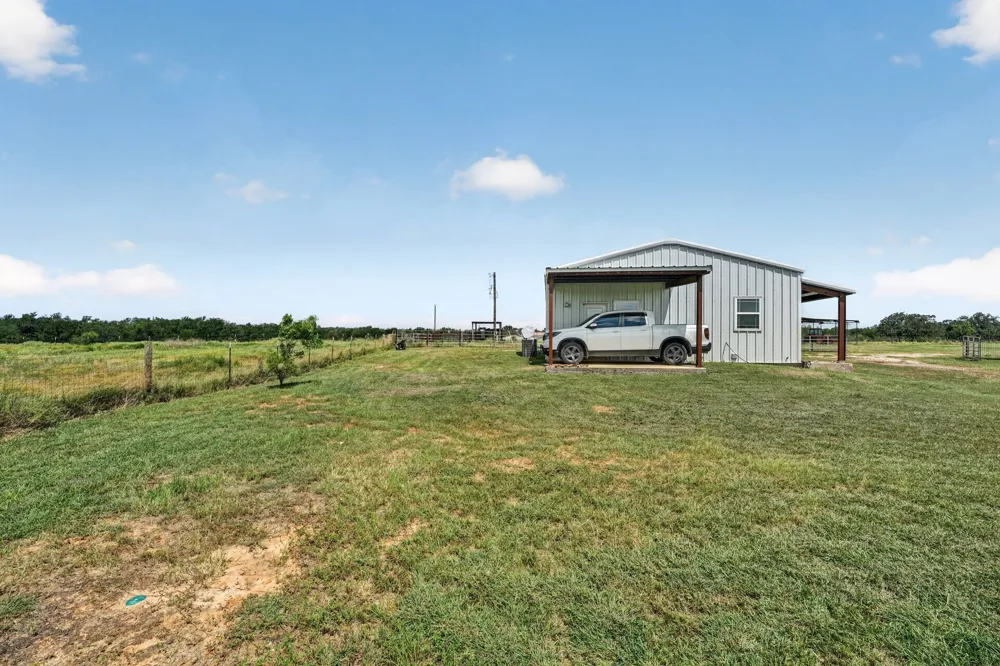 3800 County Road 481 Thrall, TX 76578