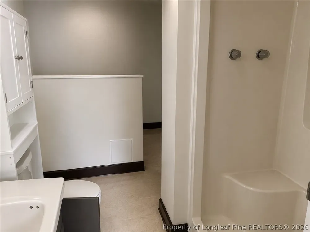 5426 suncrest Drive Hope Mills, NC 28348
