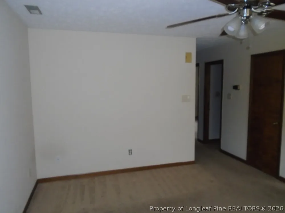 5906 Notblake Avenue Hope Mills, NC 28348