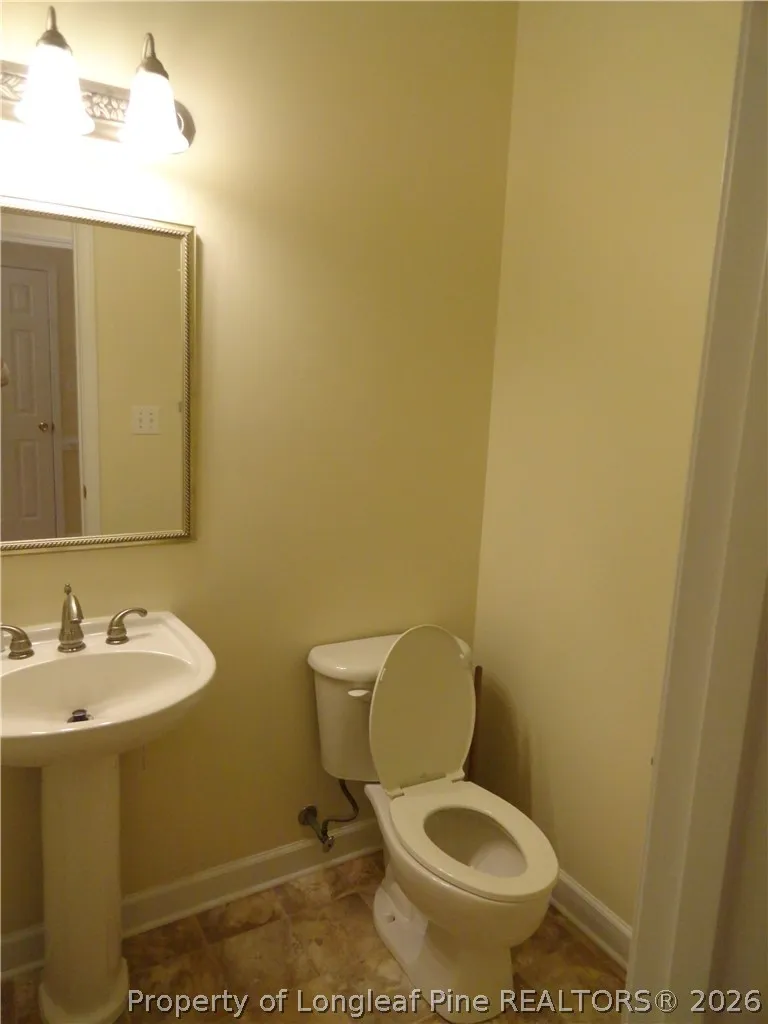 1107 Thistle Gold Drive Hope Mills, NC 28348