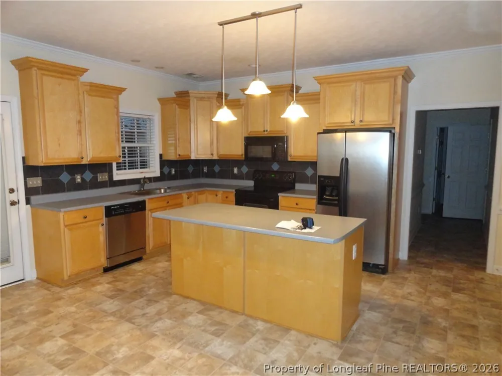 1107 Thistle Gold Drive Hope Mills, NC 28348