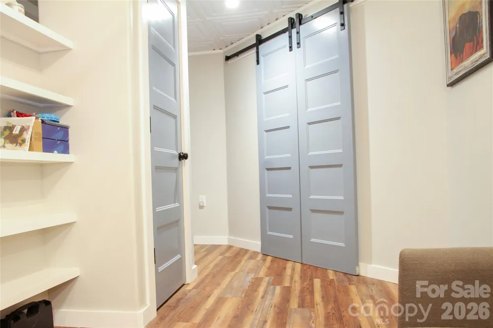 7947 Lakeview Drive Denver, NC 28037