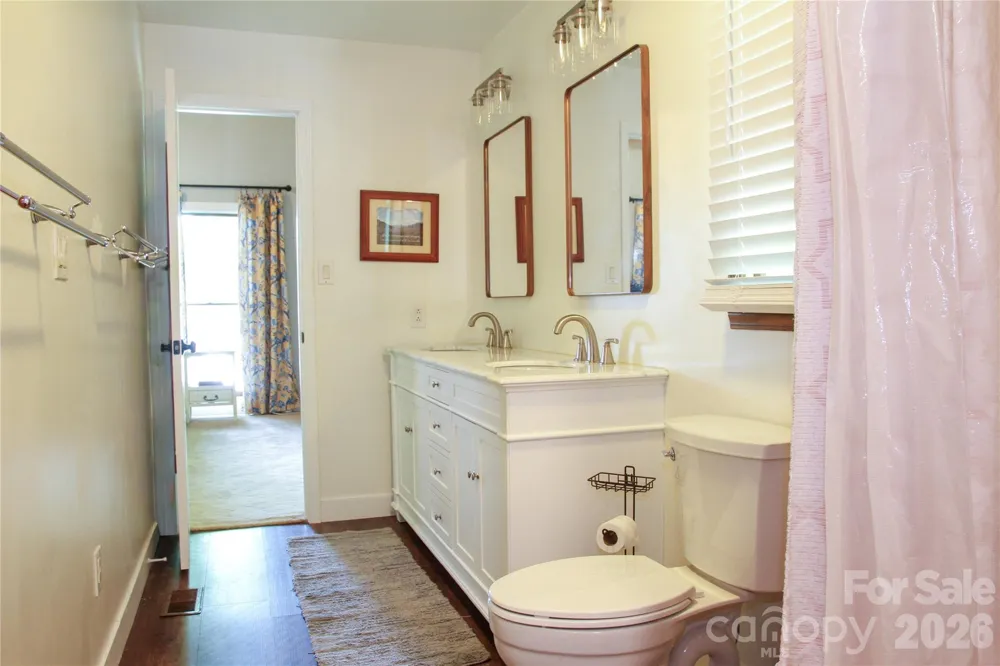 7947 Lakeview Drive Denver, NC 28037