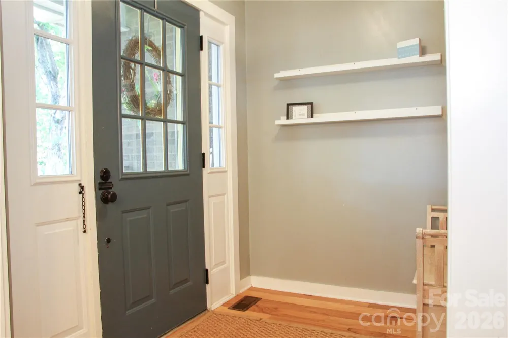 7947 Lakeview Drive Denver, NC 28037