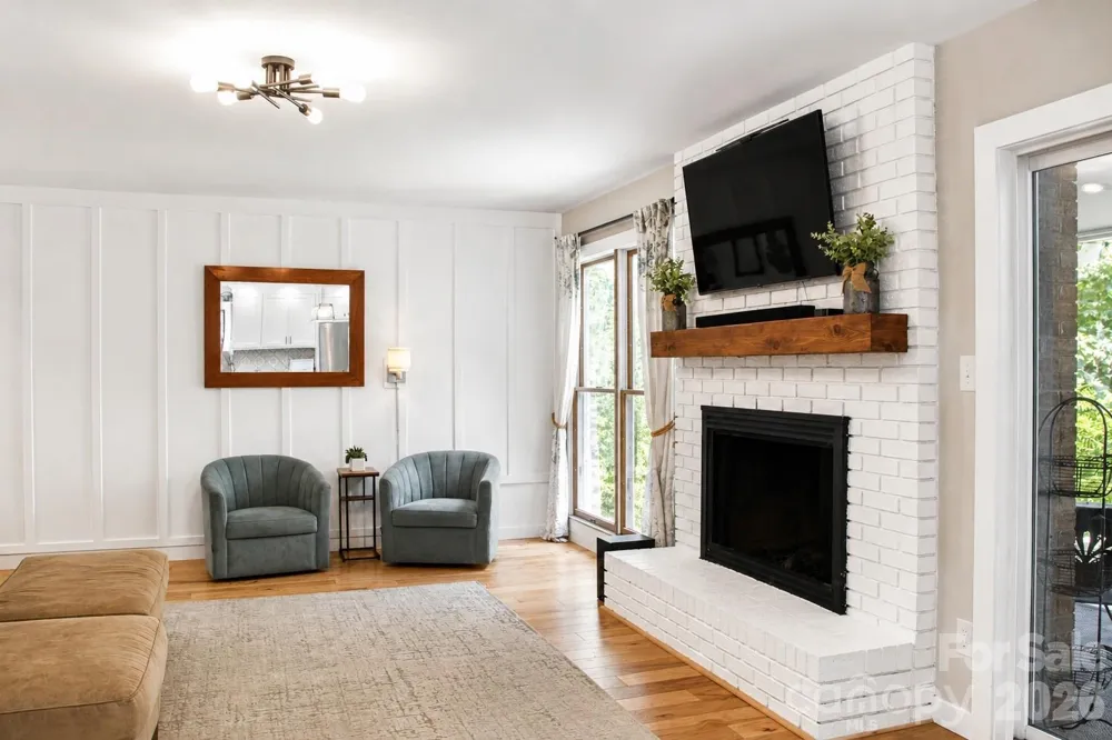 7947 Lakeview Drive Denver, NC 28037