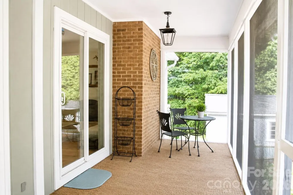7947 Lakeview Drive Denver, NC 28037