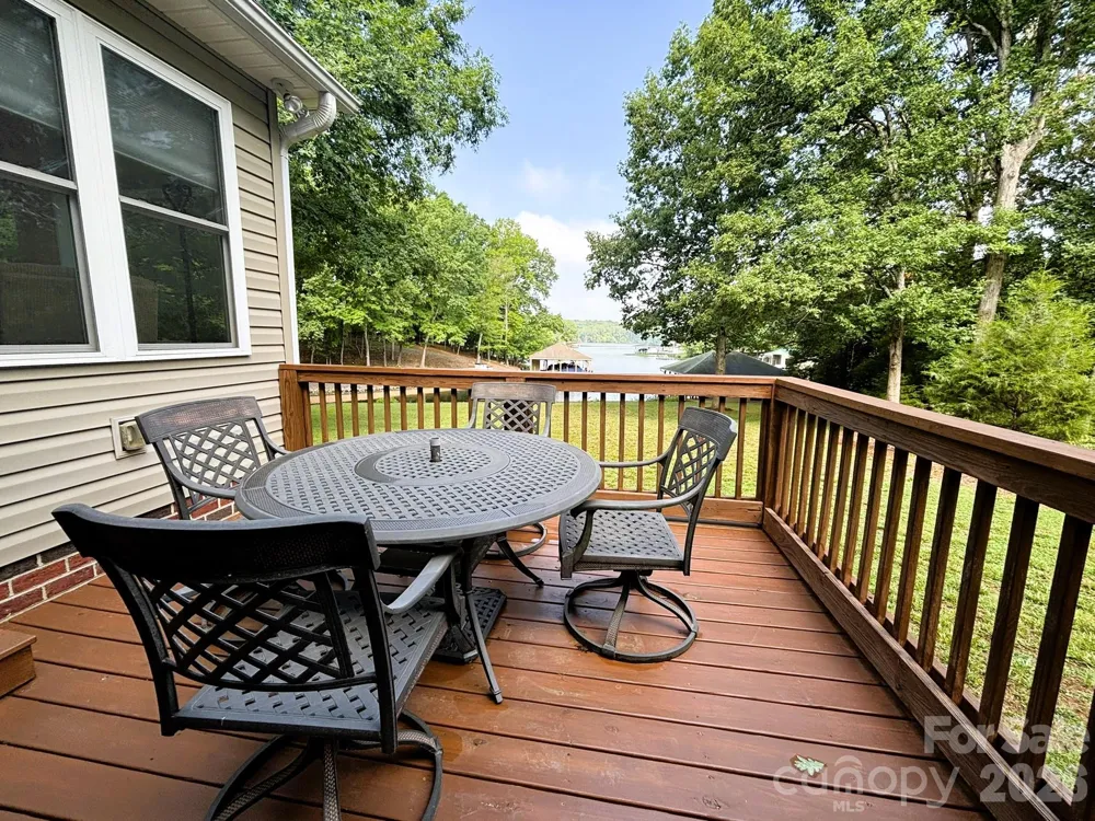 130 Canoe Court Mount Gilead, NC 27306