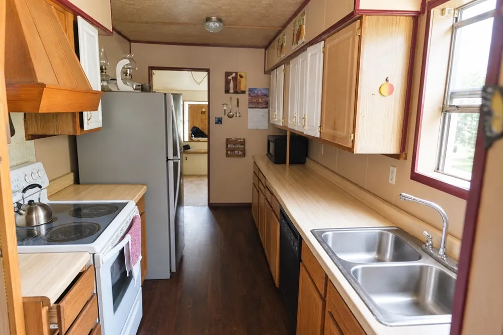 124 W Cedar Lane Murchison, TX 75778