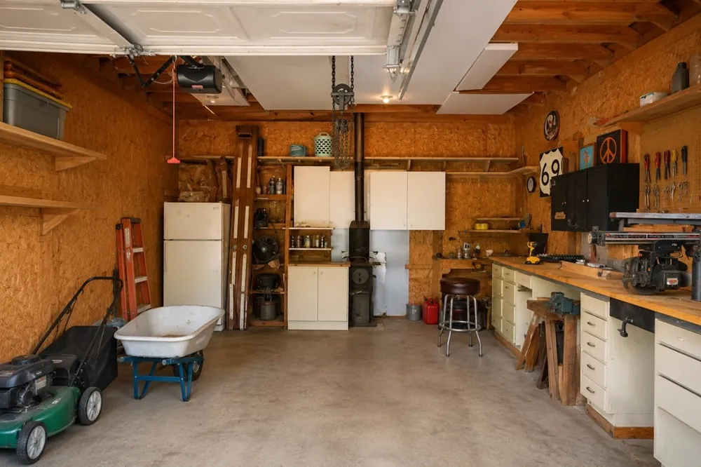 124 W Cedar Lane Murchison, TX 75778