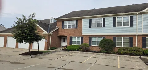 5149 Carriage Hill