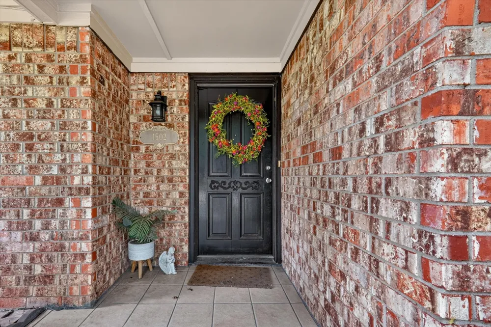 1502 Meadow Glen Street Richardson, TX 75081
