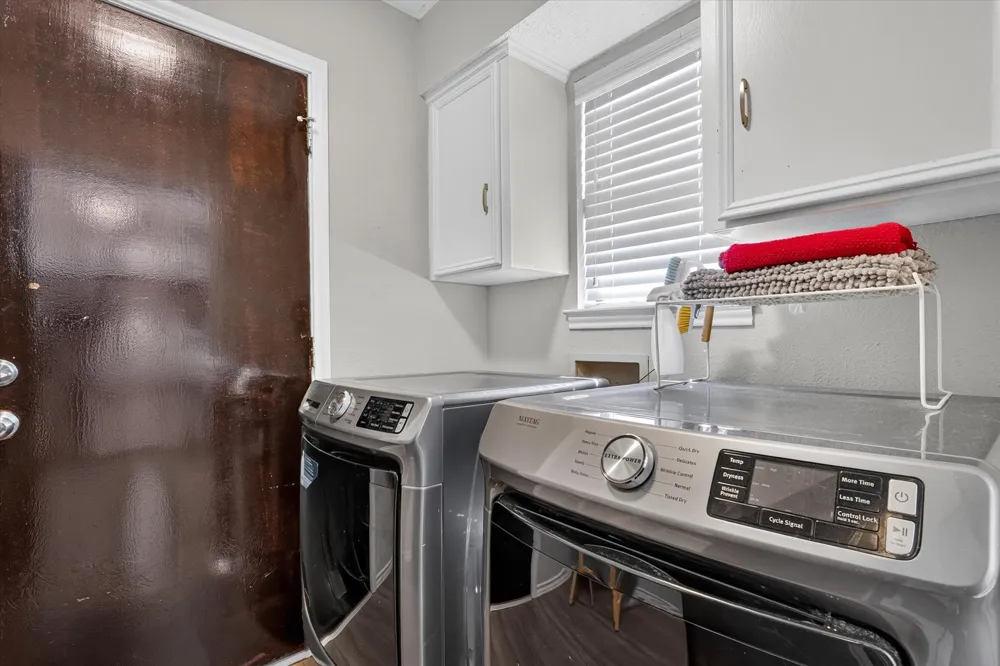 1502 Meadow Glen Street Richardson, TX 75081
