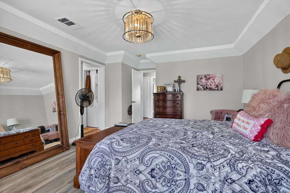 1502 Meadow Glen Street Richardson, TX 75081